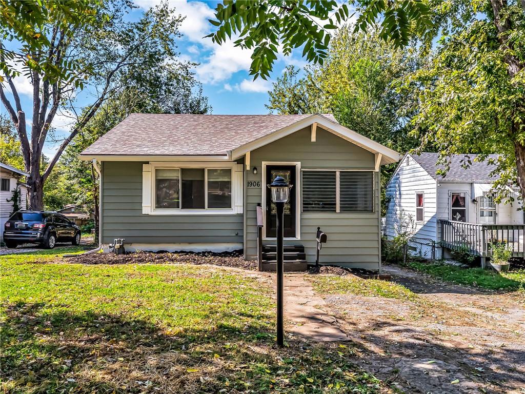 Listing Photo MLS #HMS2648617