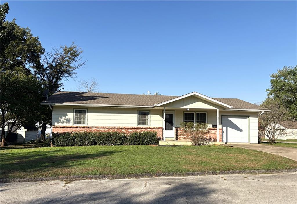 Listing Photo MLS #HMS2648874