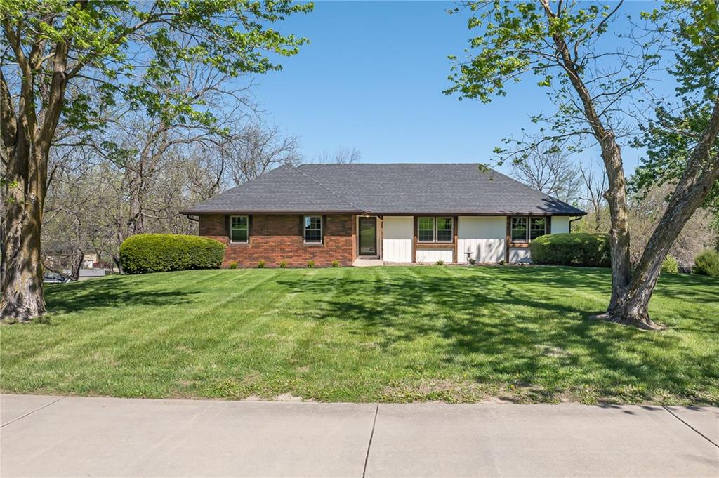Listing Photo MLS #HMS2648877