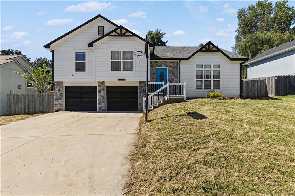 Listing Photo MLS #HMS2649520